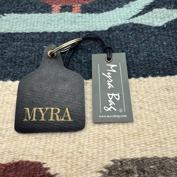 Myra Bag “Twlight’s First Bloom”  Tooled Leather  Key Chain  S-9814 NWT - Picture 11 of 12